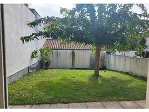 Location appartement 2 pièces 52 m² à La Rochelle (17000)