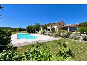 Mas 210m2 + 55m2 de dépendance - piscine 5x10m - Pièce de vie 80m2 - 3/4 chambres -...