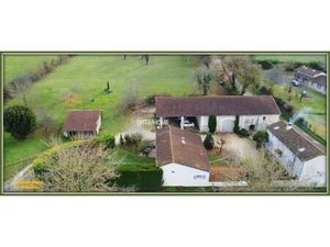 Vente maison 7 pièces 211 m² Saint-Aulaye-Puymangou (24410)