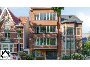 Tof appartement met zicht op de Leuvense vaart  centraal gelegen
