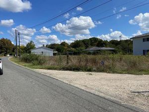 Terrain à bâtir à Camblanes-et-Meynac (33360)