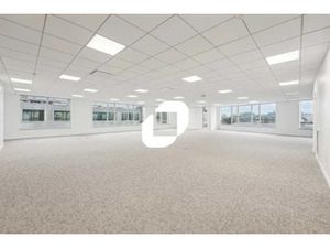 A LOUER  IMMEUBLE DE BUREAUX RENOVES AVEC DOUBLE ADRESSE