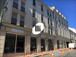 Location Commerce Clamart 92140
