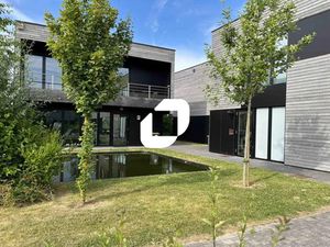 A VENDRE  LOCAUX RECENTS PMR ET ERP