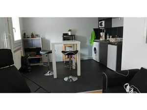 Location appartement 1 pièce 28 m² à Saint-Étienne (42000)
