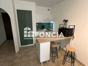 Location Appartement T1 Meublé à La Roche-Sur-Yon Centre Ville (85000) : à louer T1 Meublé
