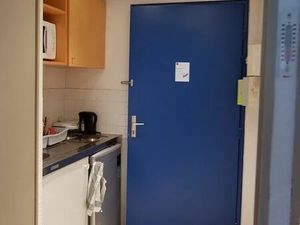 Location appartement 1 pièce 17 m² à Reims (51100)