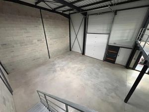 Local d'activité Riorges 200 m2