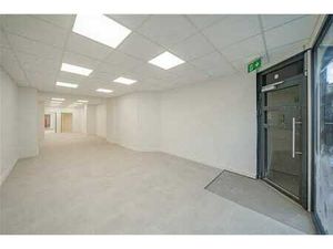 GRAND PLACE - Commerce AAA lumineux et 100% rénové