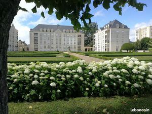 Loue studio meublé et équipé