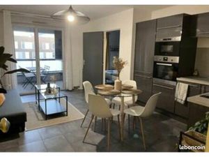 Location appartement T2 35 m2 meublé avec loggia