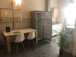 Superbe T2 calme centre Celleneuve proche tramway