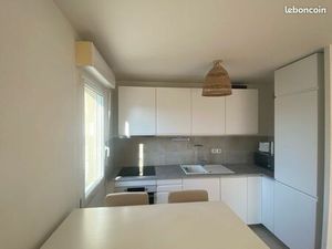 F2 meublé avec balcon