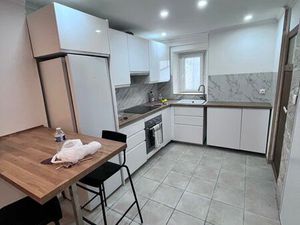 Location appartement 45 m2 + garage attenant