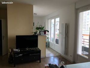 Grand Studio meublé