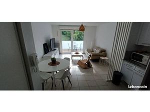 Location à l'année T2 meublé Quartier des Arènes