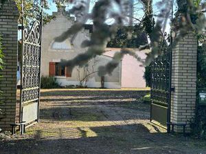 Vente Maison à Montval-sur-Loir (72500) : à vendre / 420m² Montval-sur-Loir