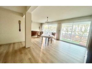 Appartement Saintes 100.84 m² T-4 à vendre  213 000 €