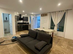 À louer - T3 meublé avec grande terrasse – Auriol village