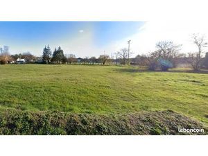 Terrain 420 m² Beaumont La Ronce