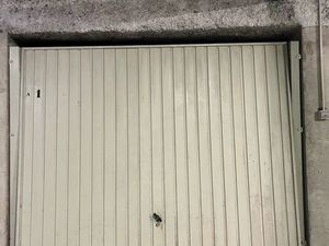 À louer – Grand box fermé sécurisé – Quincieux centre