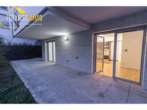 F2 en RDC avec un beau jardin !