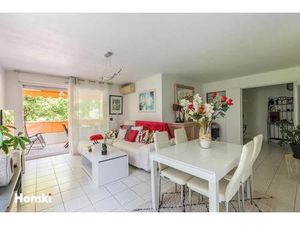 Villeneuve‑Loubet – 4 pièces traversant avec terrasses  garage et vue dégagée