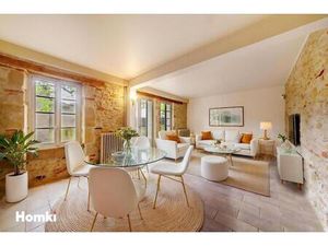 Maison de ville avec jardin  proche centre-ville et transports