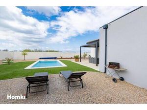 À VENDRE – MAISON DE PLAIN-PIED 123 m² AVEC PISCINE & DOUBLE GARAGE
