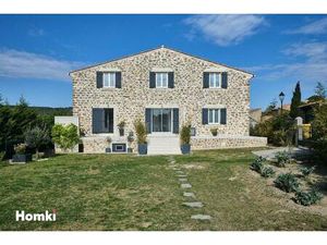 COUP DE CŒUR – Maison en pierre rénovée avec terrasse et jardin  au cœur des Corbières !