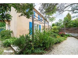 Villa 4 pièces de 81m² avec jardin et parking à Mouriès