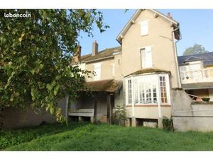 Maison 8 pièces 151 m²