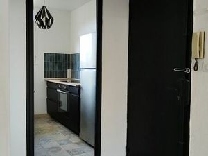 Appartement meublé à louer –T2 refait à neuf  terrasse au calme et parking