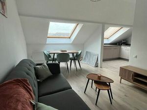 F2 meublé entièrement rénové