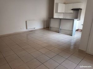 Grand T2 avec extérieur – centre-ville