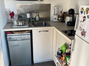 Studio de 34m² Meublé – Vue Mer  Verrière & Parking – Rénovation 2025