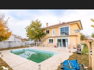 Maison a loué a eaunes