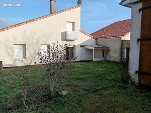 Maison T5 à L'ISLE D'ESPAGNAC