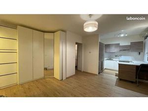 Studio 1 pièce 31 m²