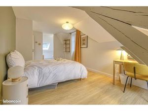 Chambre 1 pièce 350 m²