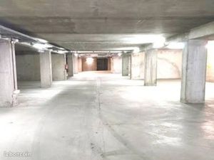 Place parking sous terrain Saint-Jacques de la Landes