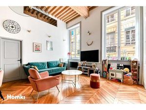 À Vendre – Superbe Canut T3 de 76 m² – rue Royale  Lyon 1er