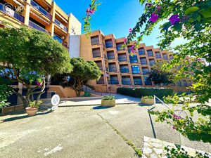 Appartement avec piscine à Santa-Lucia-di-Moriani