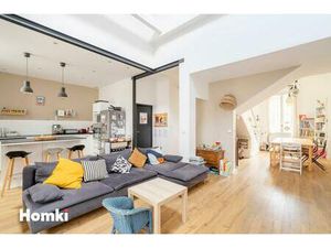 Maison de ville T4 – 116 m² – Terrasse – Cachet & volumes