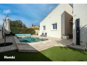 Villa de plain-pied 3 chambres  117 m² avec piscine et garage