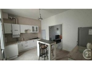 Maison à vendre - 4 pièces - 81 18 m2 - Saintes - 17 - POITOU-CHARENTES