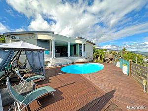 Maison 4 pièces 247 m²