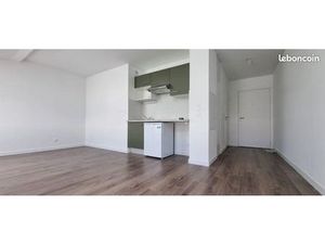 T1 NEUF – 31 5 m² Loi Carrez – BRUGES CENTRE Prix : 179 000 – Sans frais d’agence