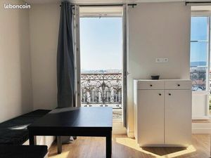 Studio rénové centre ville