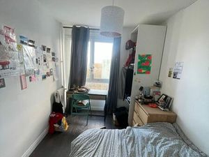 Appartement proche métro Italie